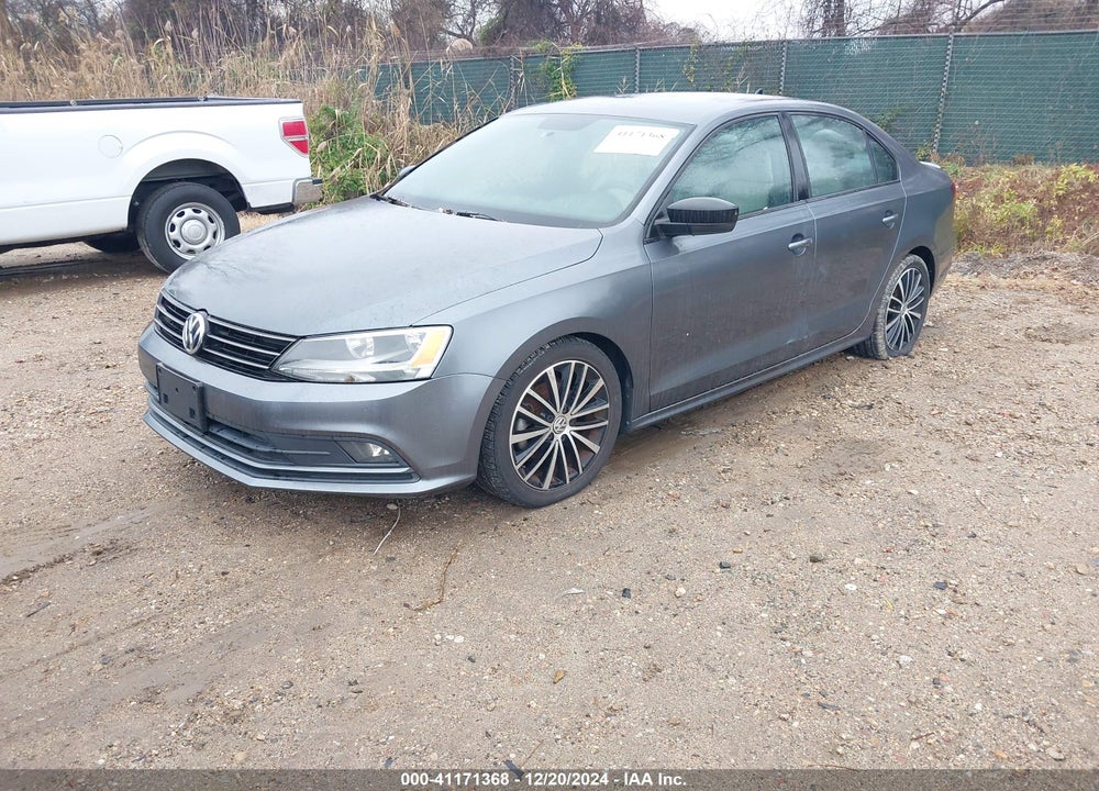2015 VOLKSWAGEN JETTA 1.8T SPORT VIN: 3VWB17AJ4FM408901