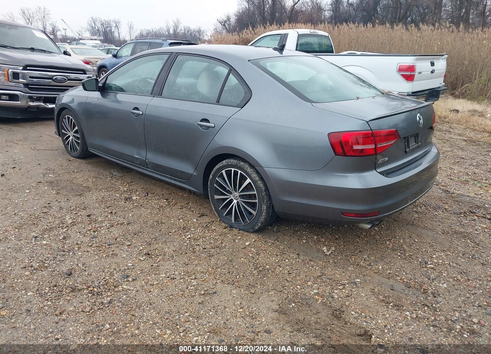 2015 VOLKSWAGEN JETTA 1.8T SPORT VIN: 3VWB17AJ4FM408901