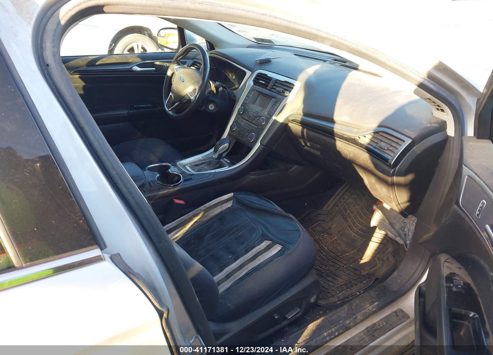 2016 FORD FUSION VIN: 3FA6P0T95GR325548