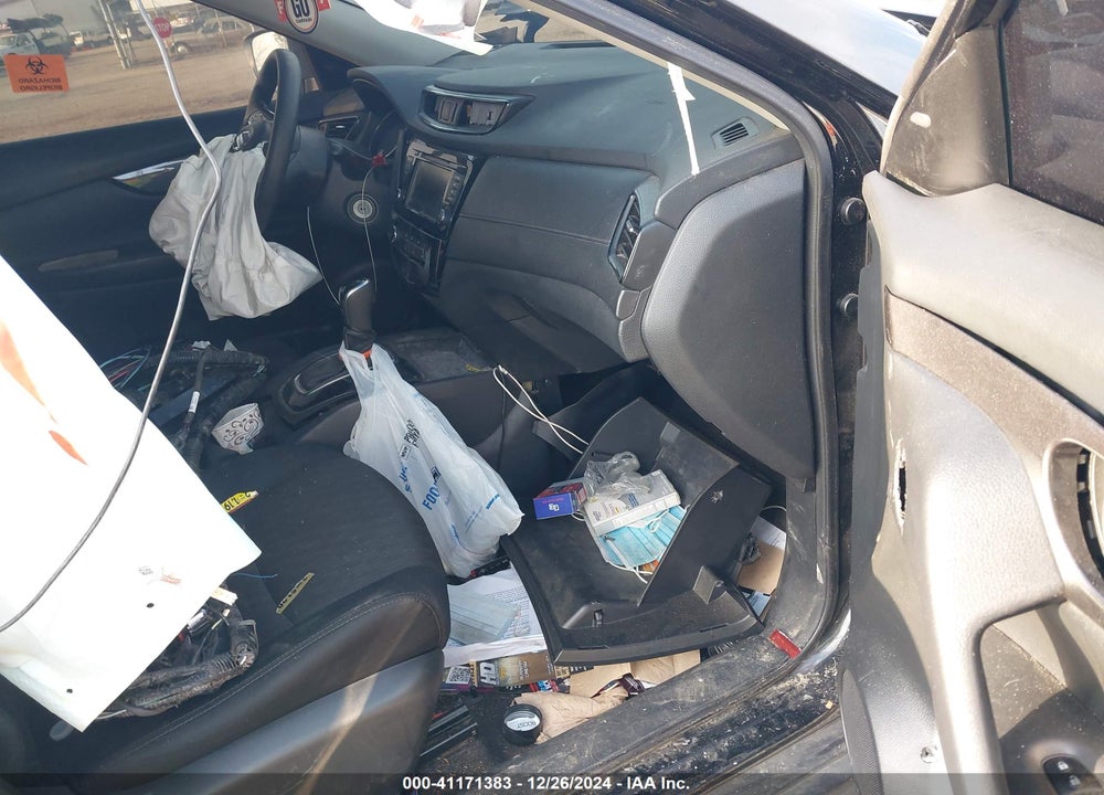2019 NISSAN ROGUE S VIN: 5N1AT2MV4KC798688