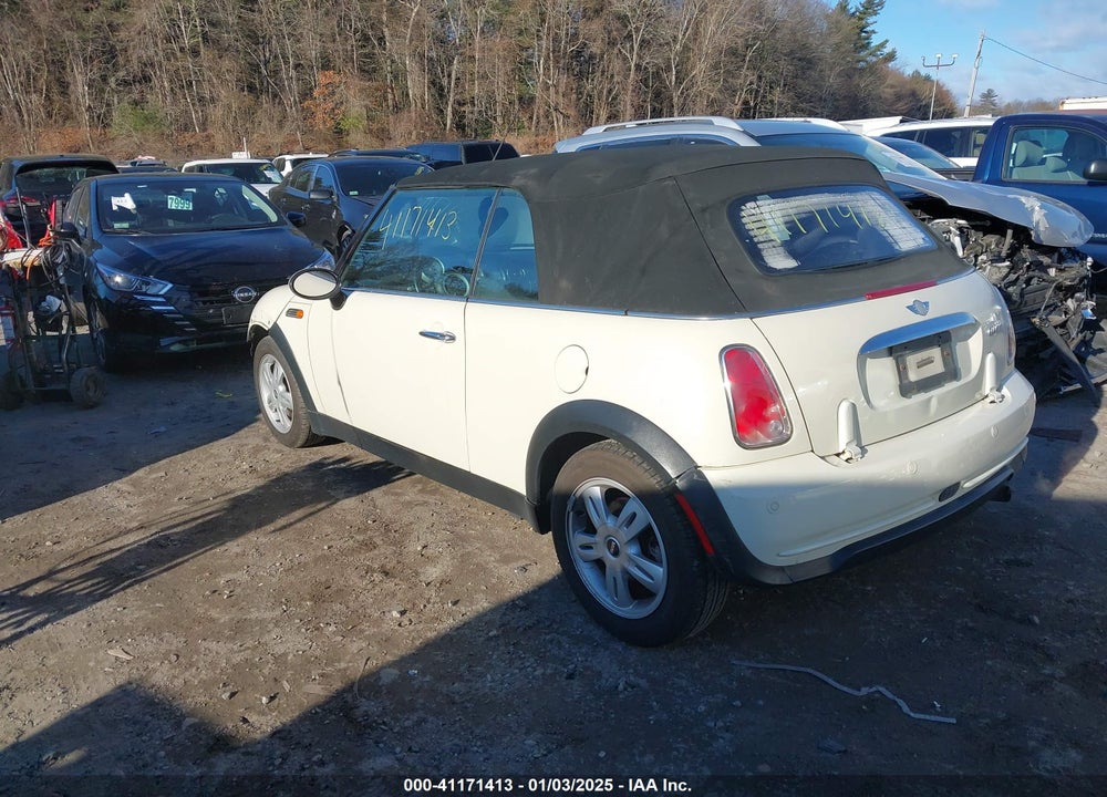 2007 MINI COOPER VIN: WMWRF33507TG17793