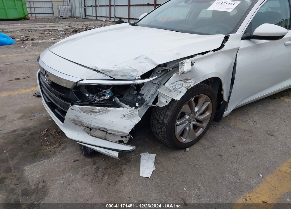 2018 HONDA ACCORD VIN: 1HGCV1F19JA232257