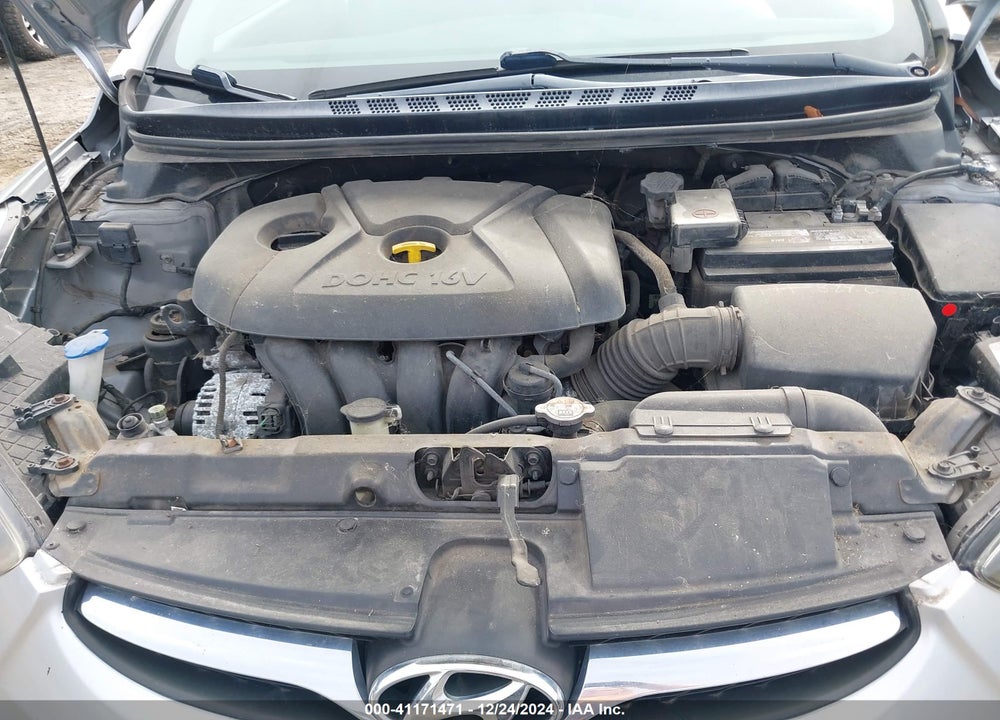 2013 HYUNDAI ELANTRA VIN: 5NPDH4AE0DH413881
