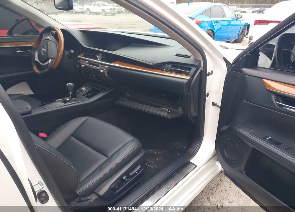 2014 LEXUS ES 300H VIN: JTHBW1GGXE2070020