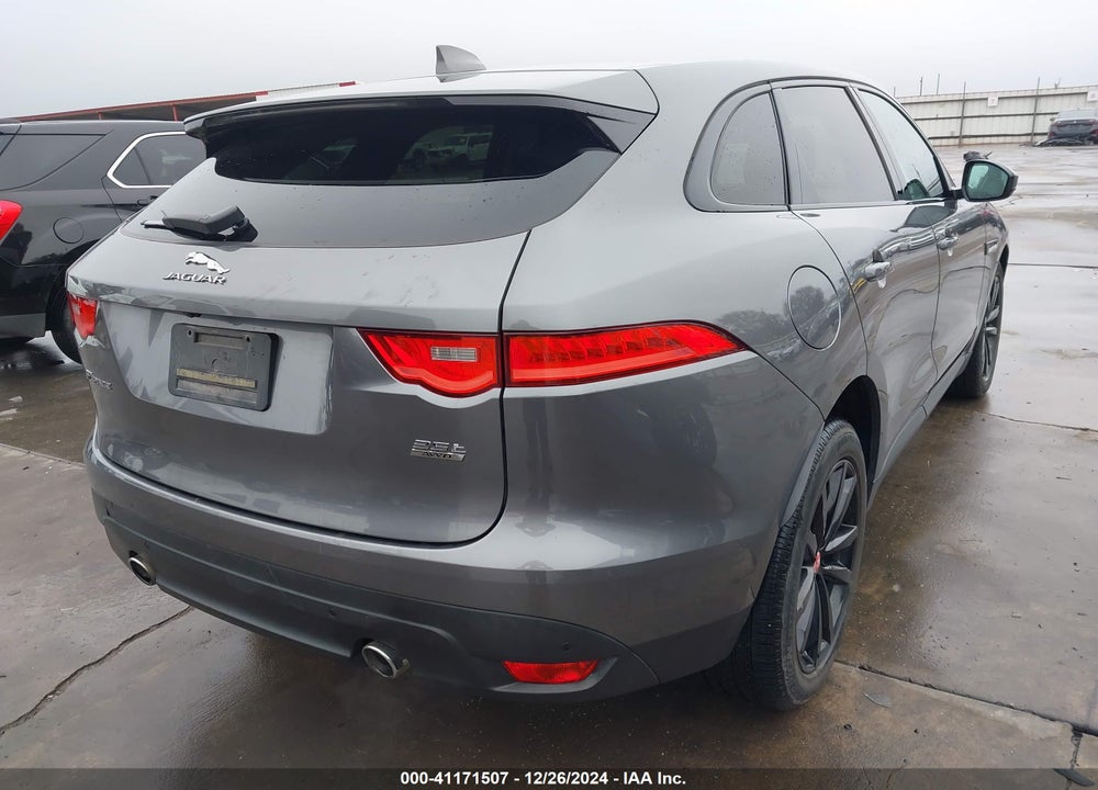 2017 JAGUAR F-PACE VIN: SADCK2BVXHA087864