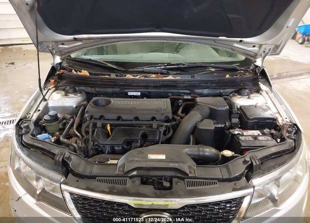 2011 KIA FORTE LX VIN: KNAFT4A28B5437935