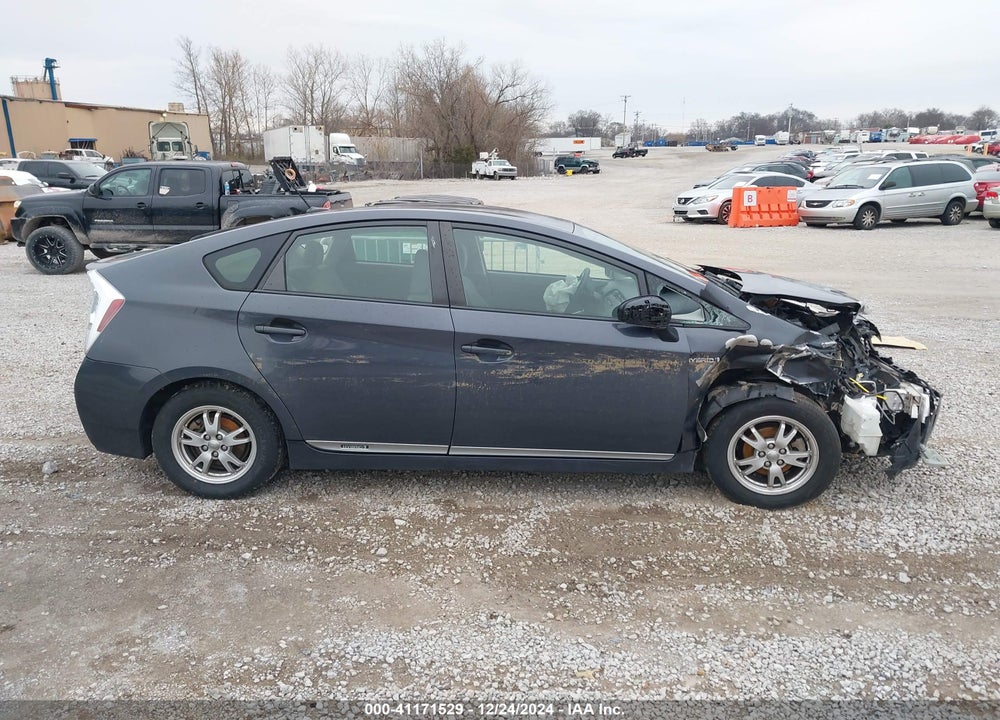 2011 TOYOTA PRIUS THREE VIN: JTDKN3DU0B1454531