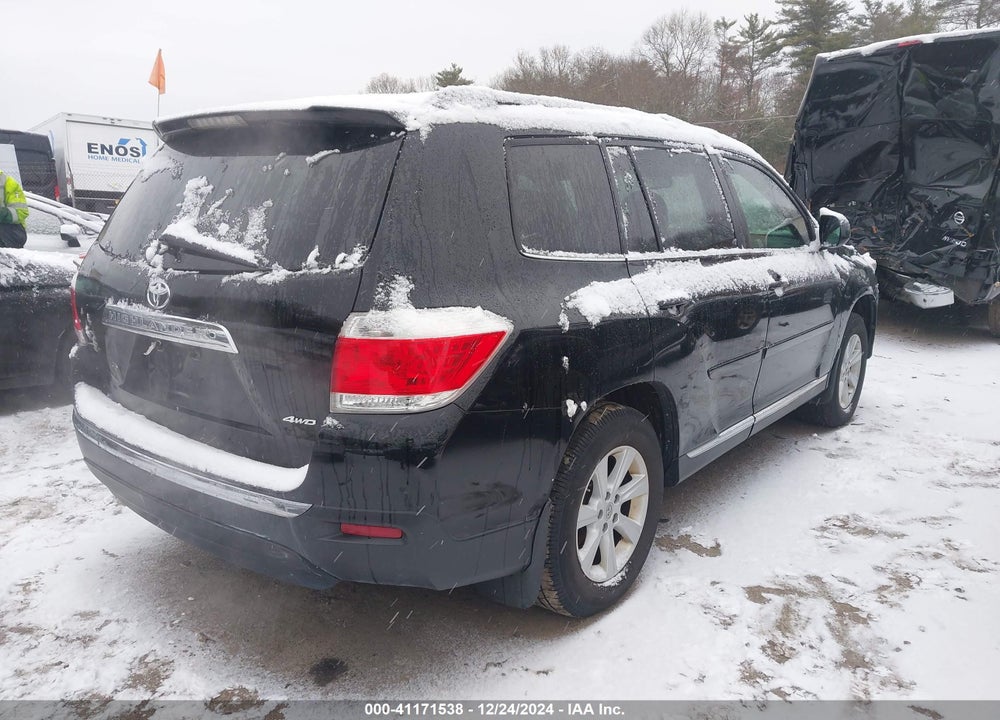 2012 TOYOTA HIGHLANDER SE V6 VIN: 5TDBK3EH3CS115552