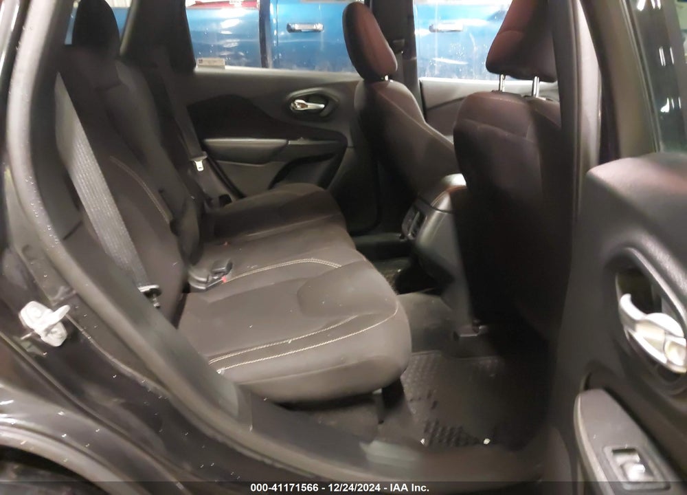 2016 JEEP CHEROKEE LATITUDE VIN: 1C4PJMCB3GW163250