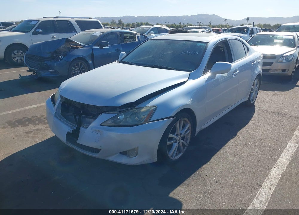 2007 LEXUS IS 250 VIN: JTHBK262572033855