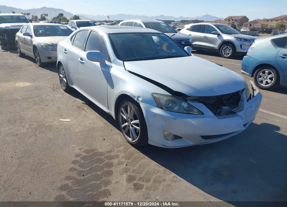 2007 LEXUS IS 250 VIN: JTHBK262572033855