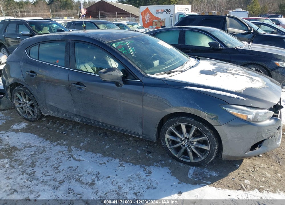2018 MAZDA 3 TOURING VIN: 3MZBN1L37JM197329