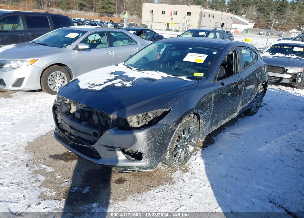 2018 MAZDA 3 TOURING VIN: 3MZBN1L37JM197329