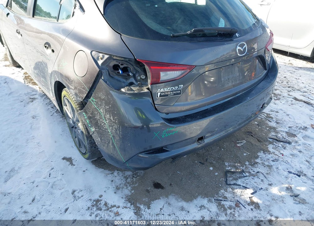 2018 MAZDA 3 TOURING VIN: 3MZBN1L37JM197329