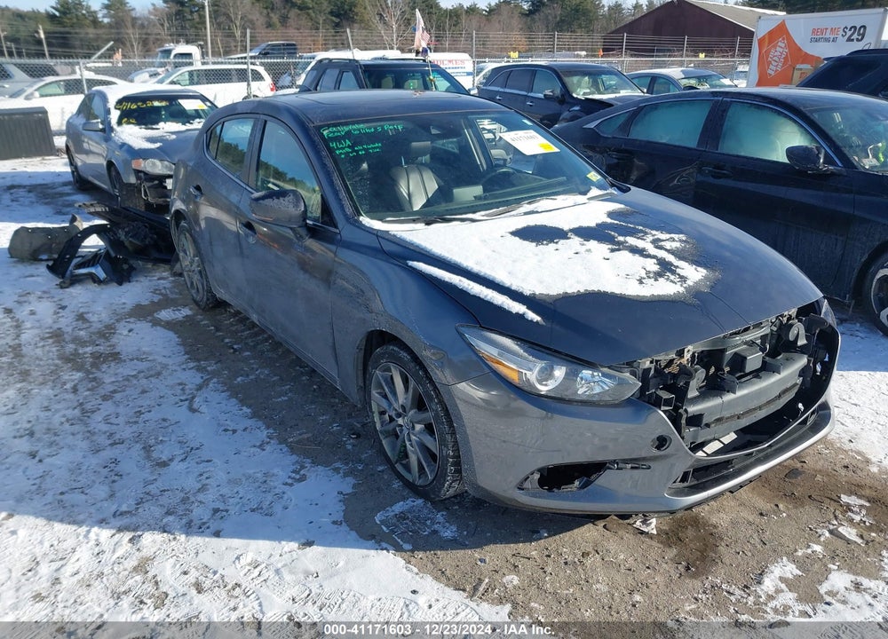 2018 MAZDA 3 TOURING VIN: 3MZBN1L37JM197329