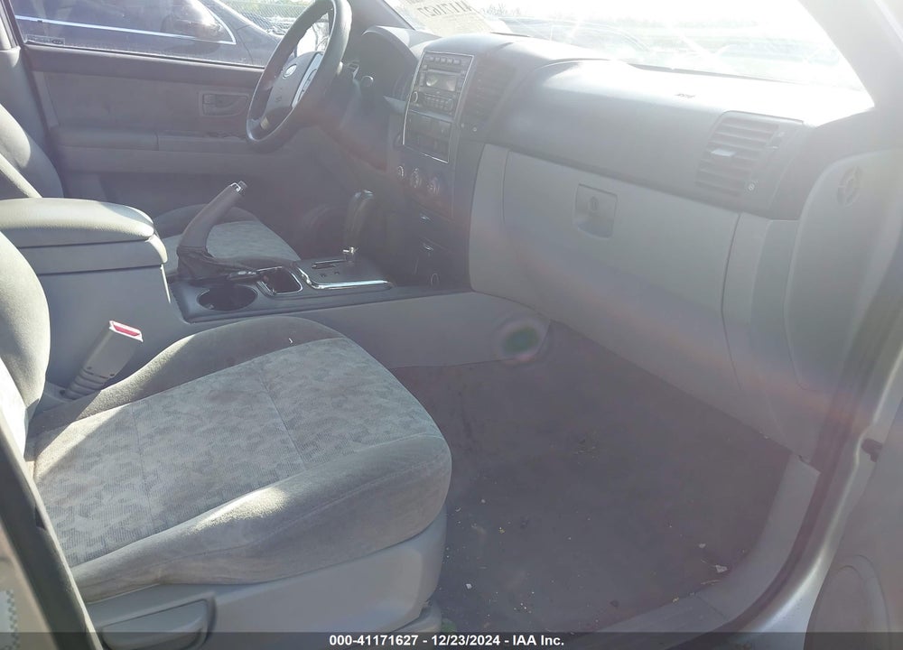2007 KIA SORENTO LX VIN: KNDJD736775727988
