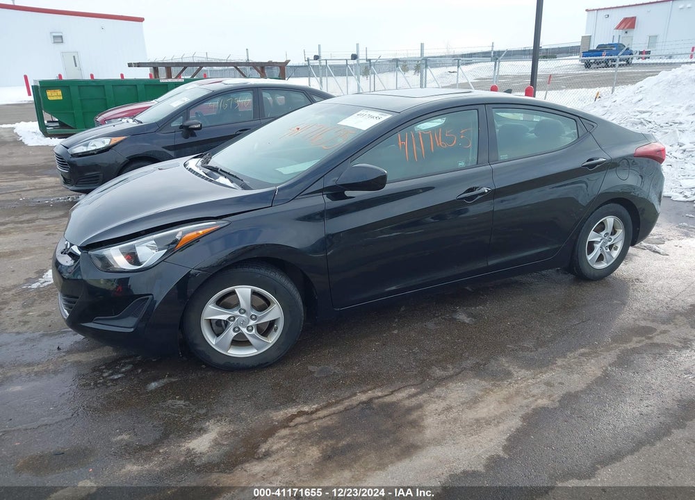 2014 HYUNDAI ELANTRA VIN: 5NPDH4AE3EH482727