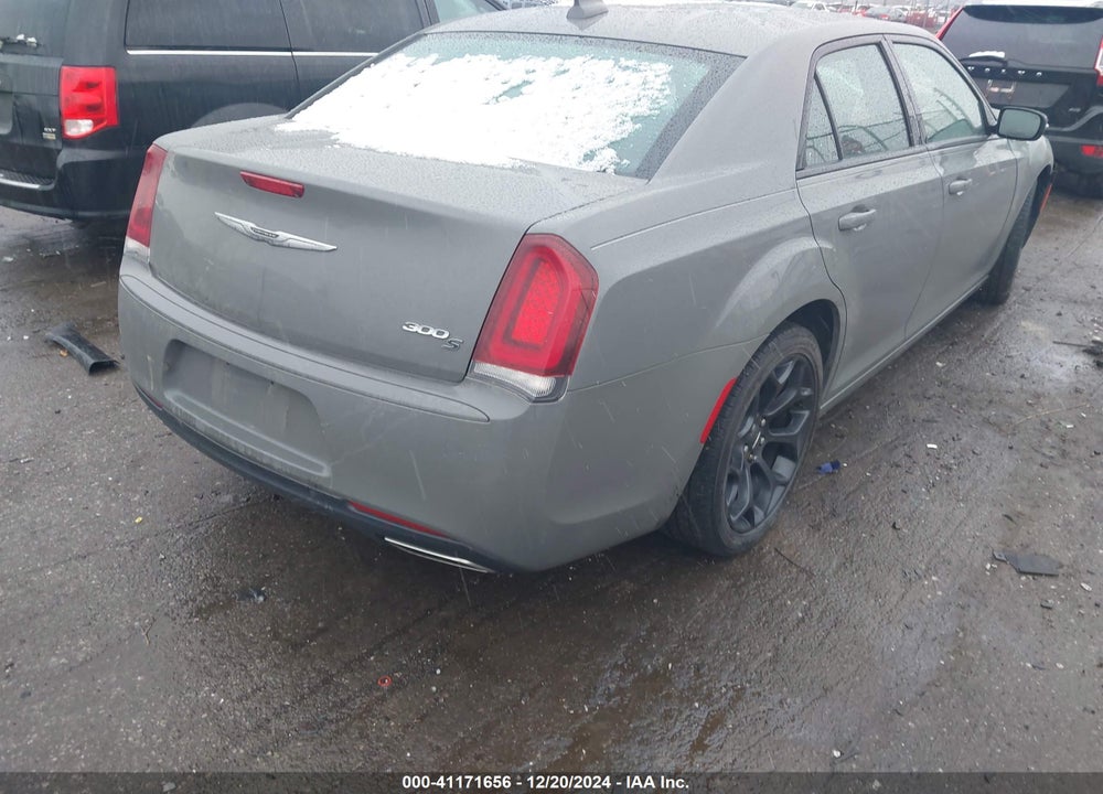 2019 CHRYSLER 300 VIN: 2C3CCABG7KH533681