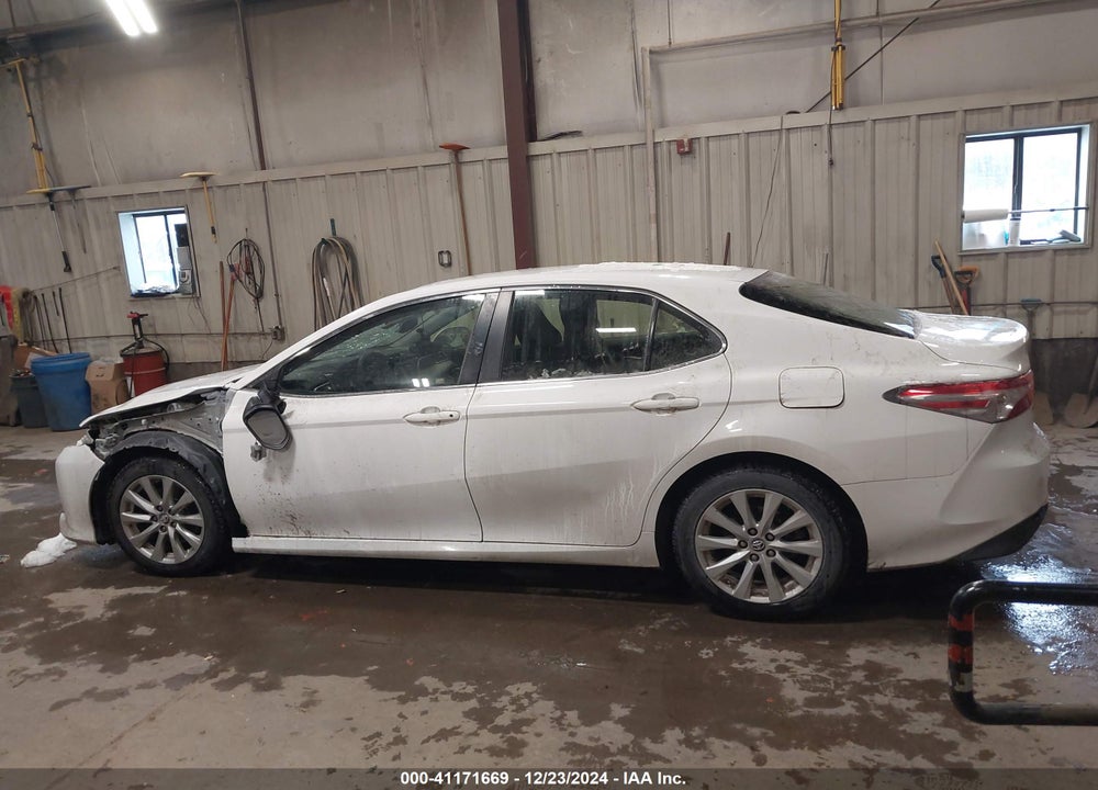 2018 TOYOTA CAMRY VIN: JTNB11HK0J3019225