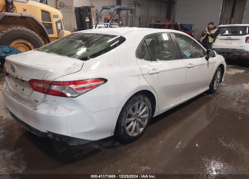 2018 TOYOTA CAMRY VIN: JTNB11HK0J3019225