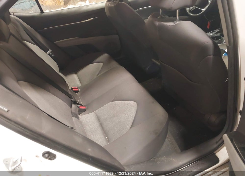 2018 TOYOTA CAMRY VIN: JTNB11HK0J3019225