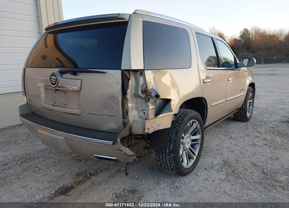 2012 CADILLAC ESCALADE PREMIUM VIN: 1GYS4CEF8CR207676