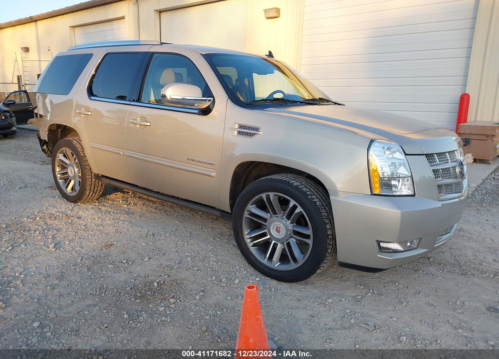 2012 CADILLAC ESCALADE PREMIUM VIN: 1GYS4CEF8CR207676