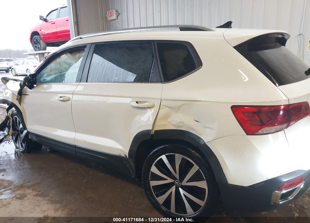 2022 VOLKSWAGEN TAOS 1.5T SE VIN: 3VVLX7B20NM067610