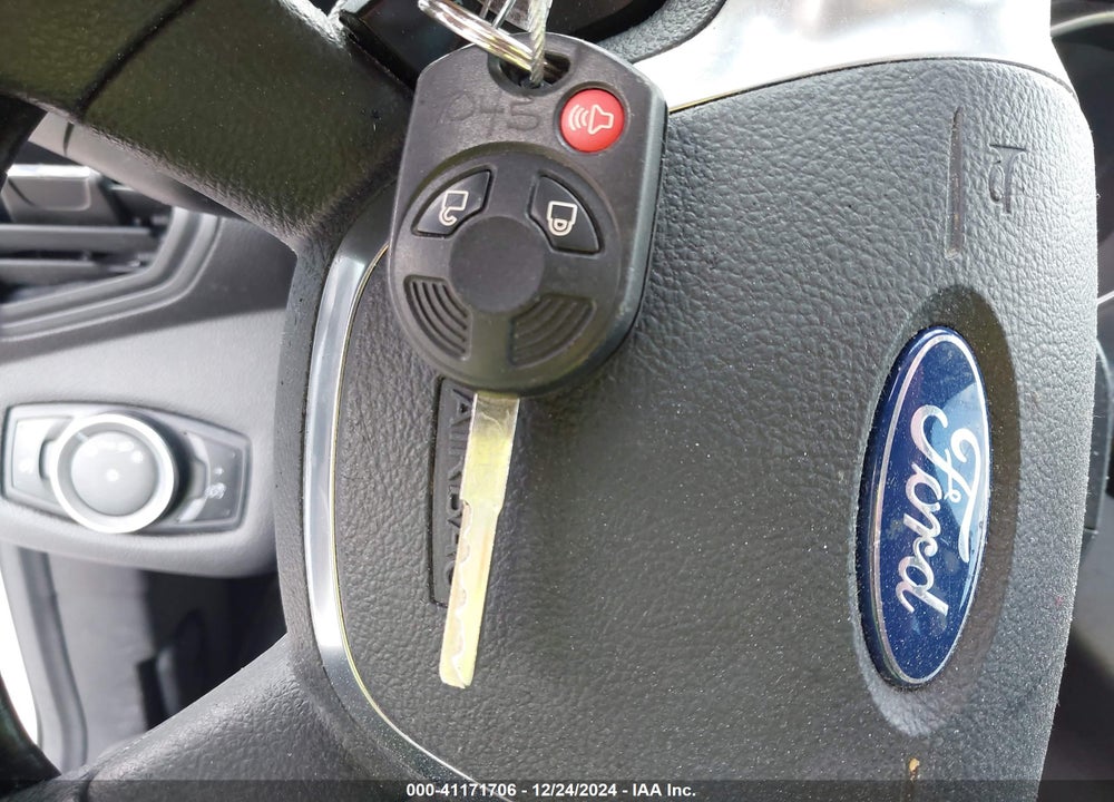 2016 FORD ESCAPE S VIN: 1FMCU0F71GUB40188