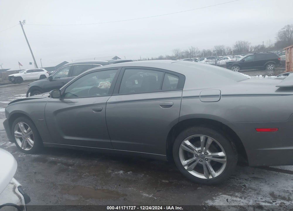 2011 DODGE CHARGER VIN: 2B3CM5CT4BH589252