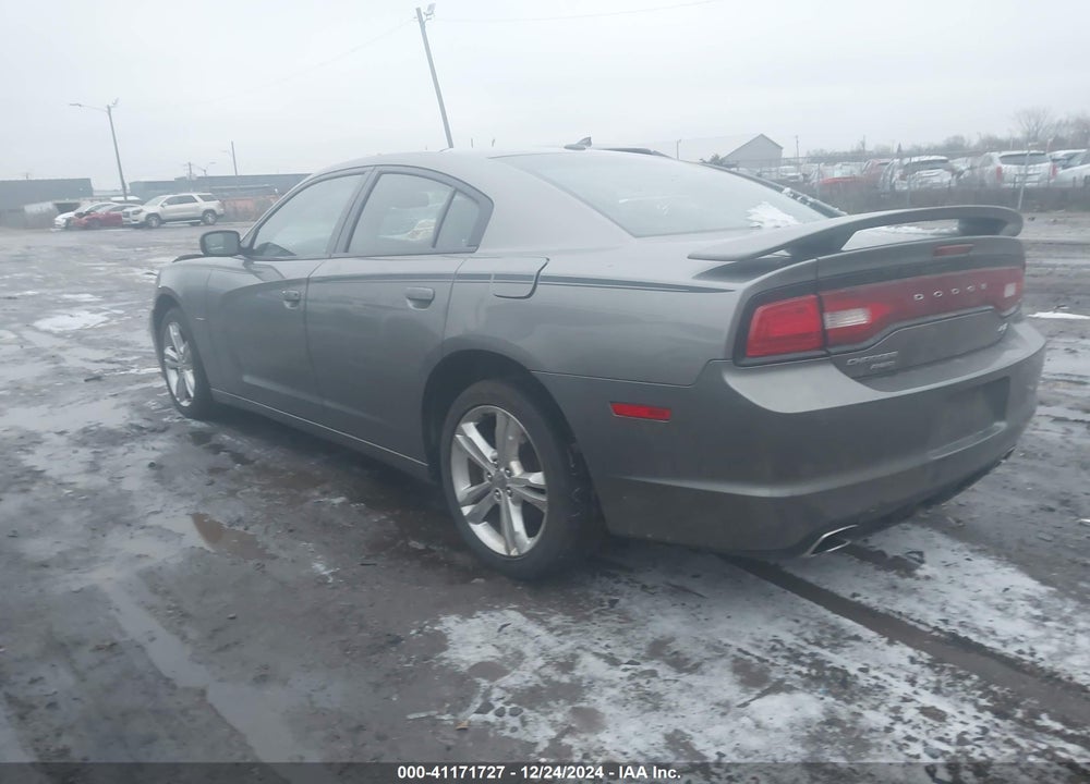 2011 DODGE CHARGER VIN: 2B3CM5CT4BH589252