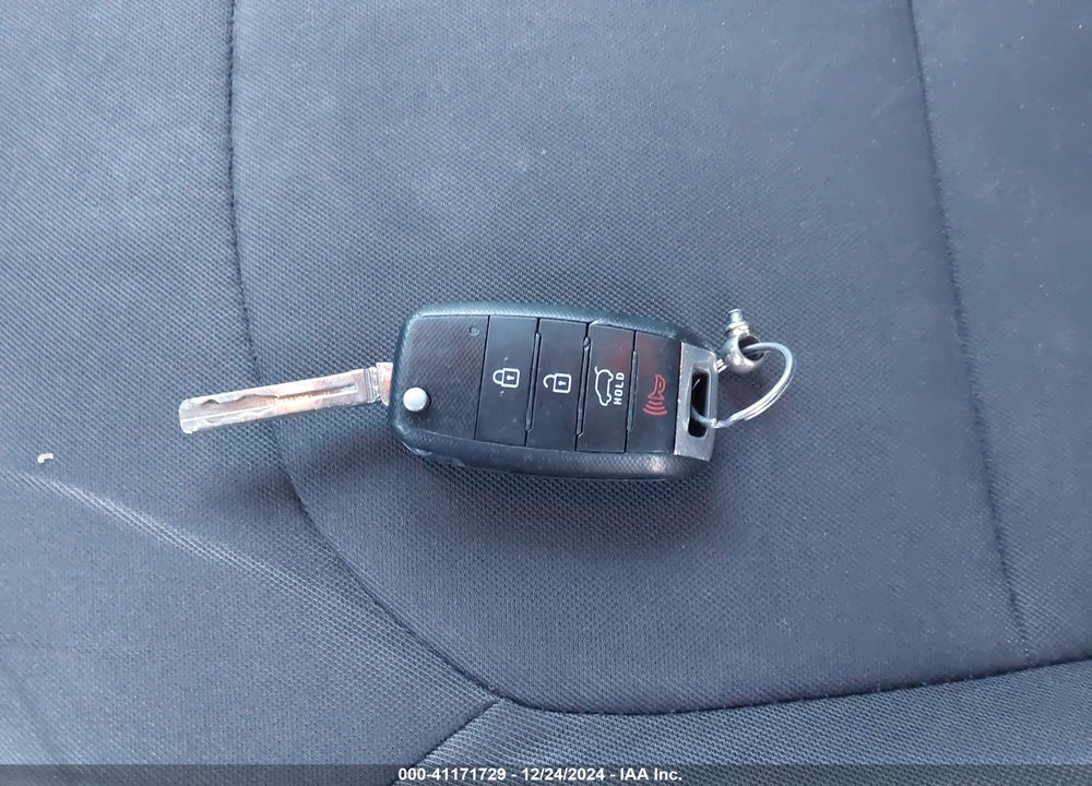 2015 KIA SOUL VIN: KNDJN2A26F7161485