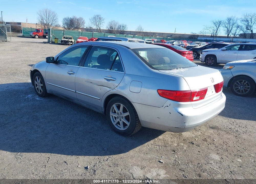 2005 HONDA ACCORD 2.4 LX VIN: 1HGCM56435A177041