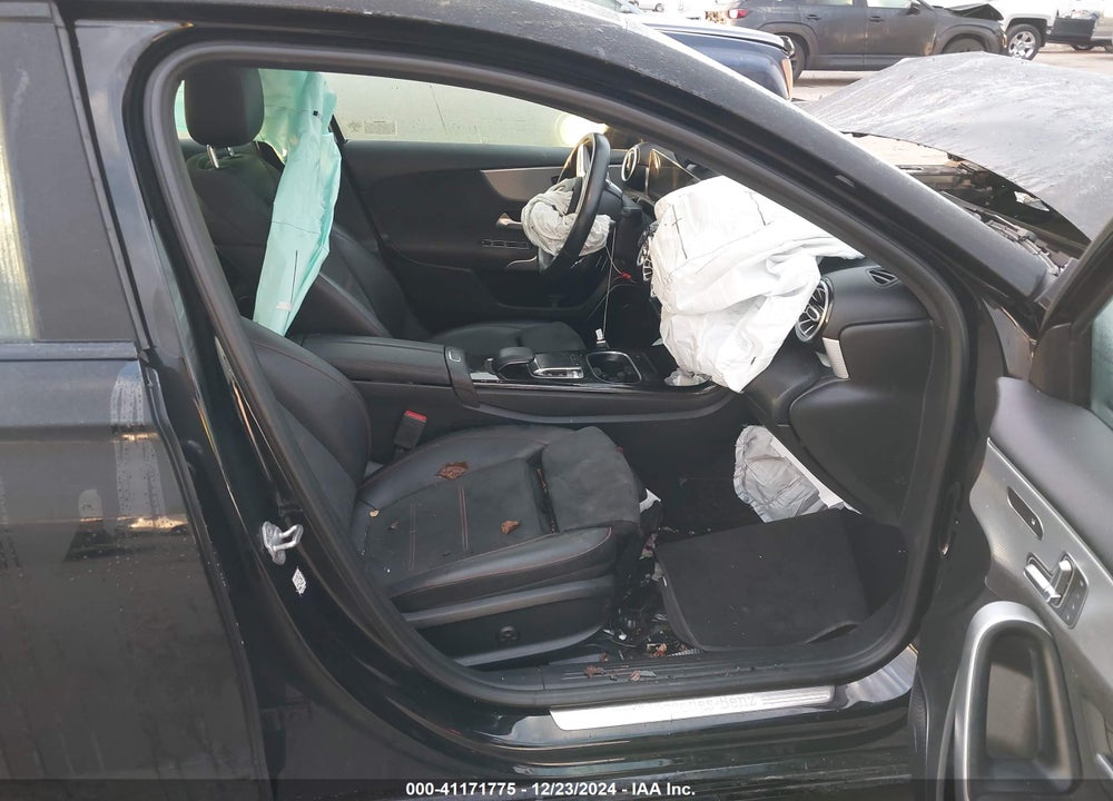 2020 MERCEDES-BENZ A VIN: WDD3G4EB7LW036740