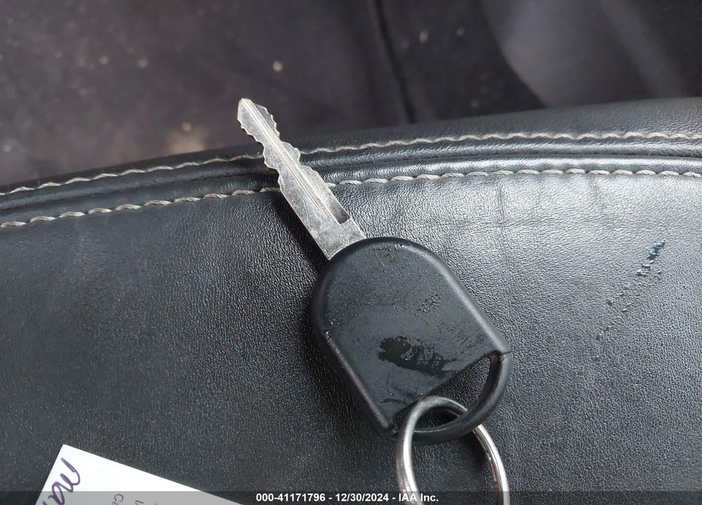 2008 FORD FOCUS SE/SES VIN: 1FAHP35N98W286496