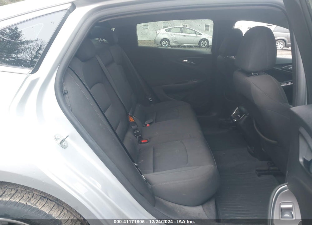 2018 CHEVROLET MALIBU VIN: 1G1ZD5ST4JF278195