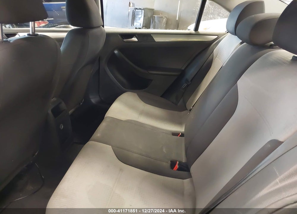2018 VOLKSWAGEN JETTA 1.4T S VIN: 3VW2B7AJXJM212936
