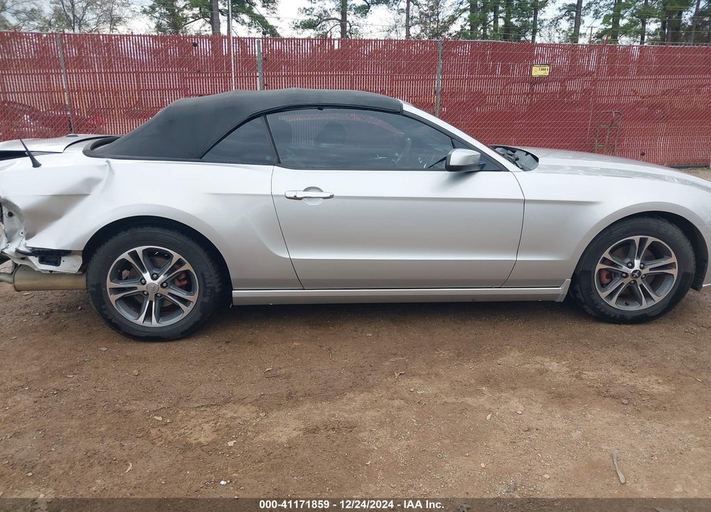 2013 FORD MUSTANG VIN: 1ZVBP8EM6D5250153