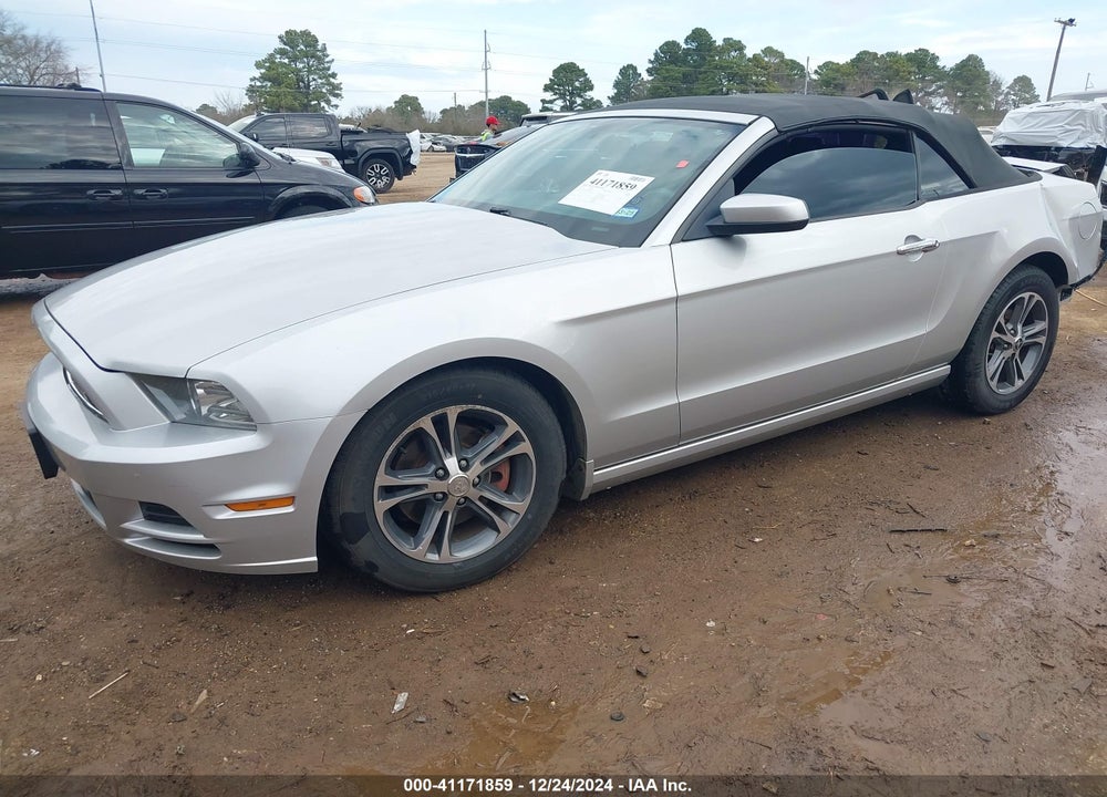 2013 FORD MUSTANG VIN: 1ZVBP8EM6D5250153