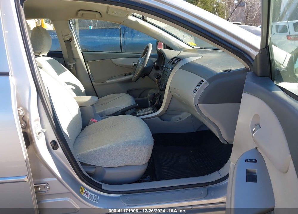 2010 TOYOTA COROLLA LE VIN: 1NXBU4EE1AZ292482