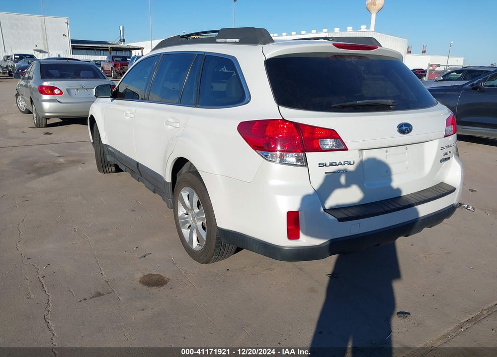 2010 SUBARU OUTBACK 3.6R PREMIUM VIN: 4S4BRDGC4A2371900