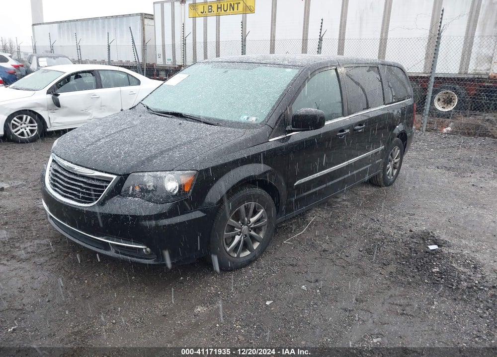 2015 CHRYSLER TOWN & COUNTRY S VIN: 2C4RC1HGXFR618463