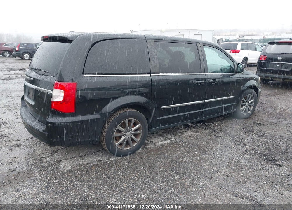 2015 CHRYSLER TOWN & COUNTRY S VIN: 2C4RC1HGXFR618463