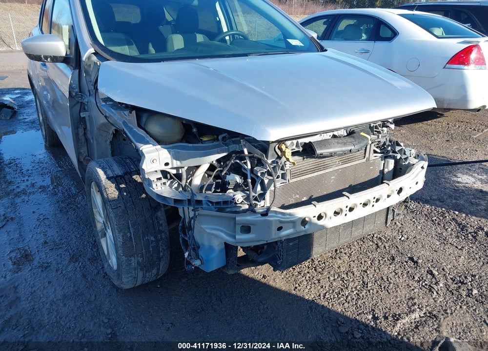 2018 FORD ESCAPE SE VIN: 1FMCU9GD1JUC61187