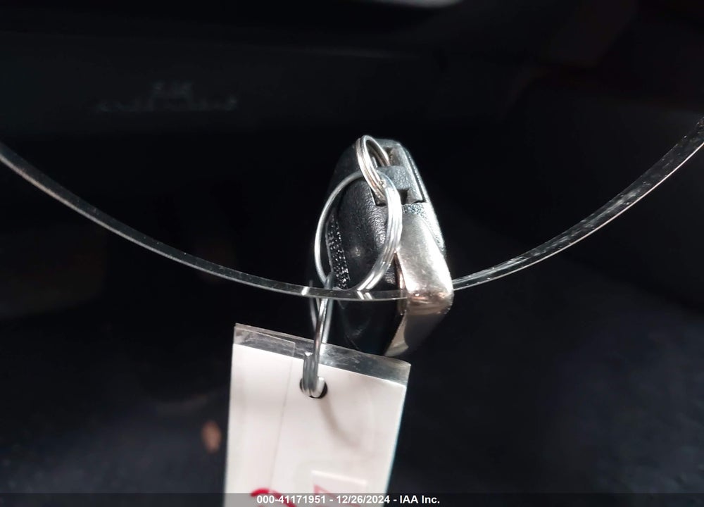 2013 LEXUS ES 350 VIN: JTHBK1GG1D2040639