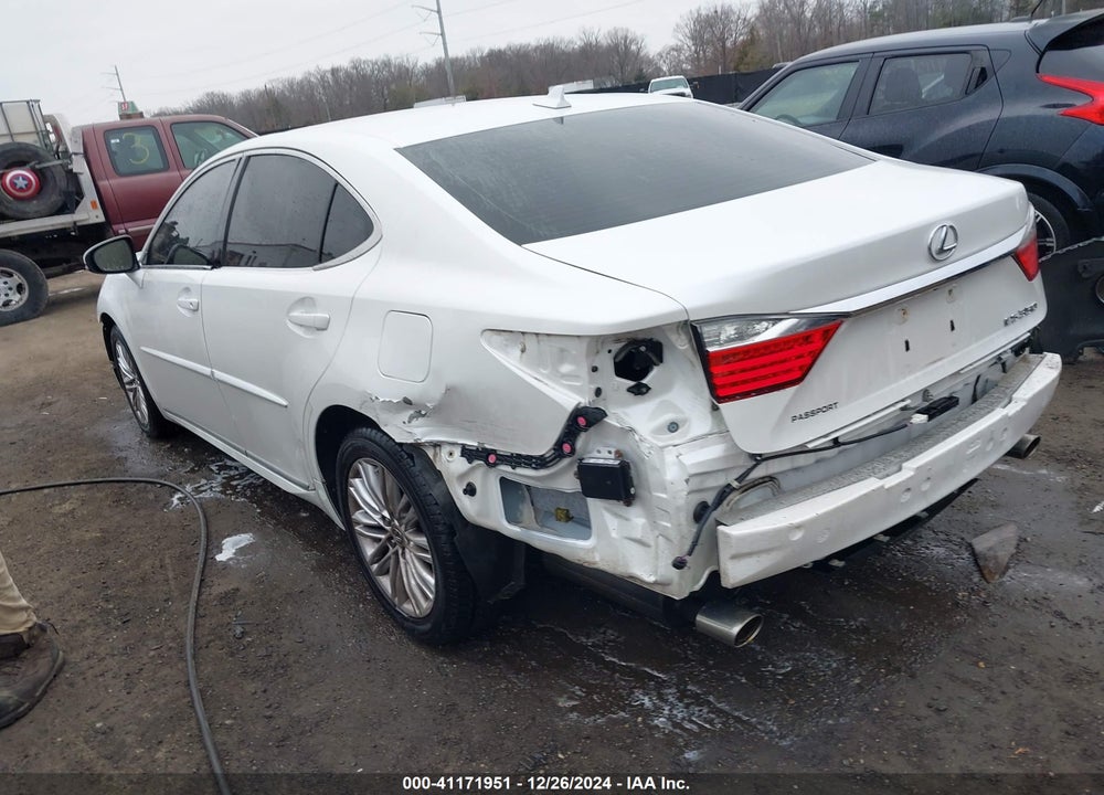 2013 LEXUS ES 350 VIN: JTHBK1GG1D2040639