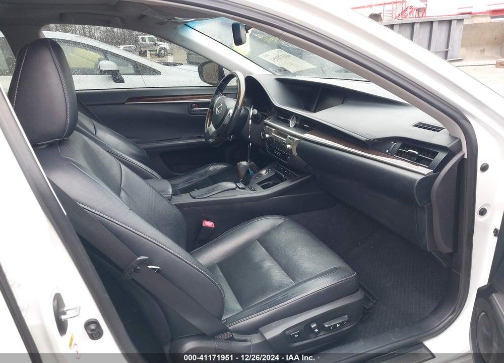 2013 LEXUS ES 350 VIN: JTHBK1GG1D2040639
