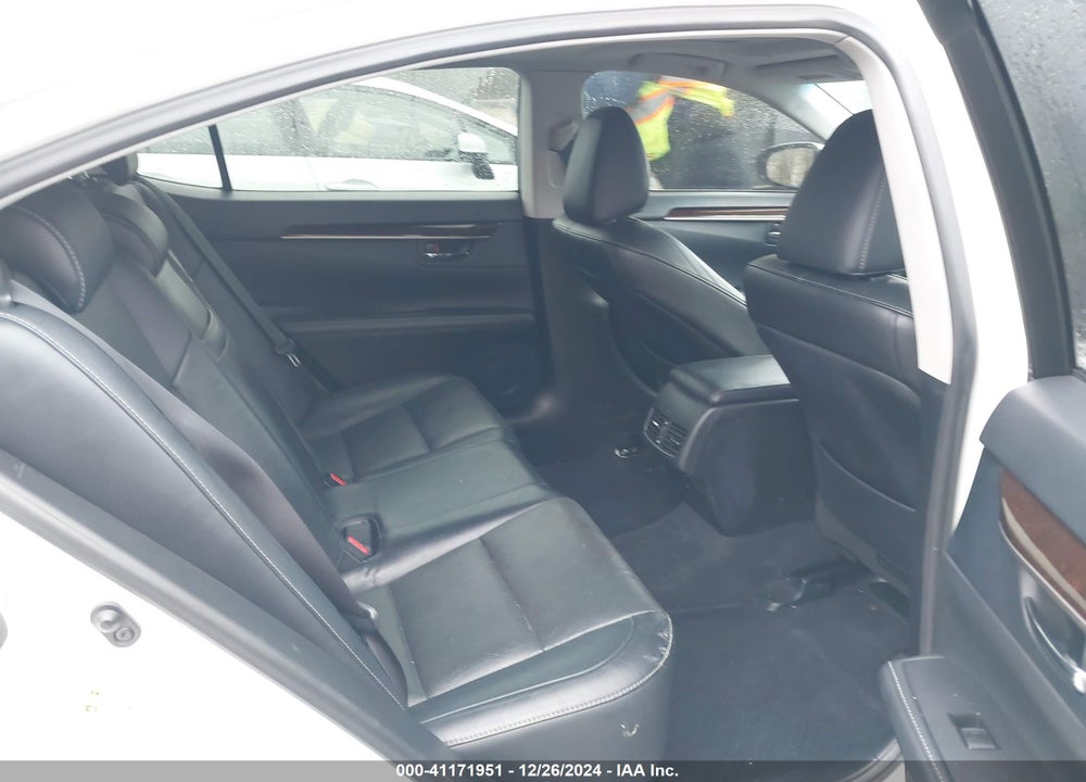 2013 LEXUS ES 350 VIN: JTHBK1GG1D2040639