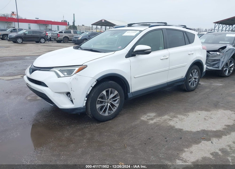 2017 TOYOTA RAV4 HYBRID XLE VIN: JTMRJREV8HD060335