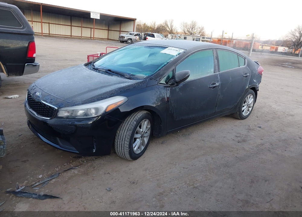 2017 KIA FORTE VIN: 3KPFL4A73HE025384